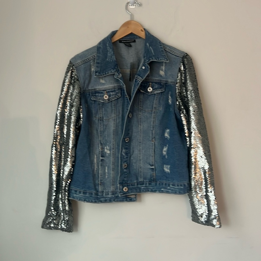 Ashley Stewart NWT sequin sleeve button denim jean jacket, size 14/16 🦋
